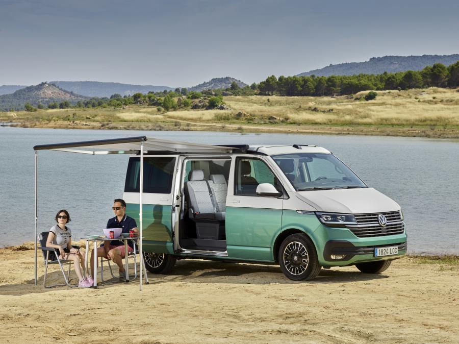  Volkswagen California Beach (T6.1) 2019 года  (WW) (фото 10 из 33)